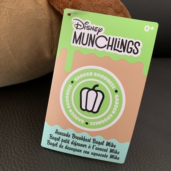 NWT Disney Munchlings Mike Wazowski Avocado Breakfast Bagel Monsters Inc. 13.5” - Picture 6 of 9